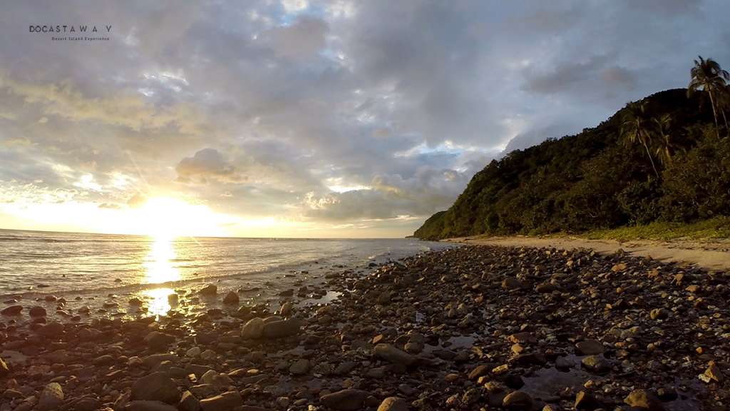 Gunting Beach in Lubang Himanda Quebrada